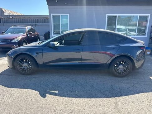Used 2024 Tesla Model 3 Standard Range RWD image 8