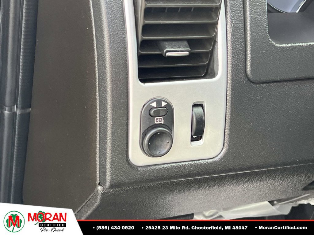Used 2008 Pontiac Torrent 2WD image 27