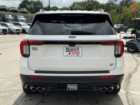 Used 2025 Ford Explorer ST w/ Sun And Sound Package AWD/4WD image 6