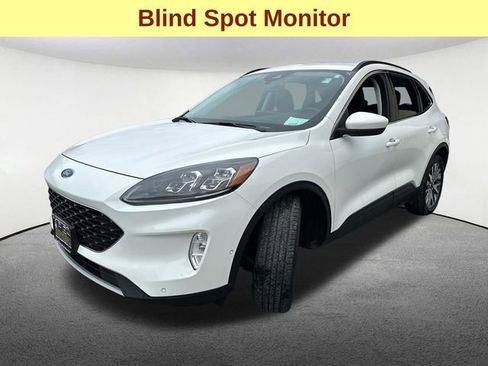 Used 2021 Ford Escape Titanium image 5