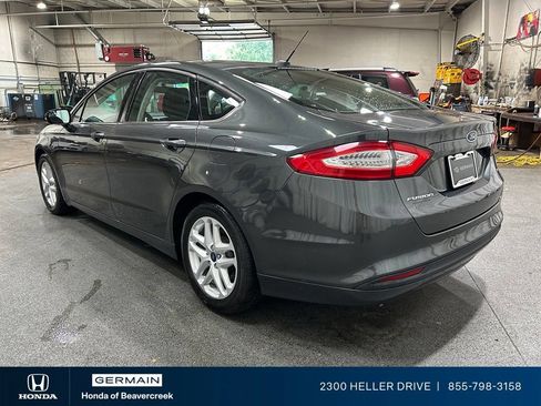 Used 2015 Ford Fusion SE FWD image 6