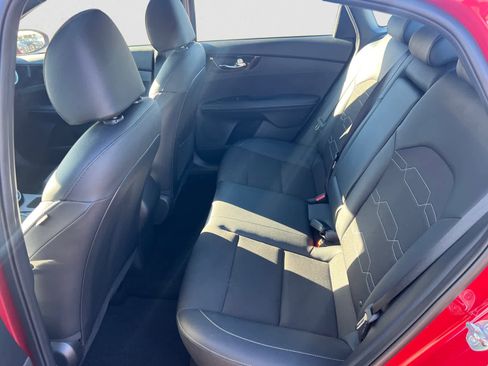 Certified 2024 Kia Forte GT-Line image 11