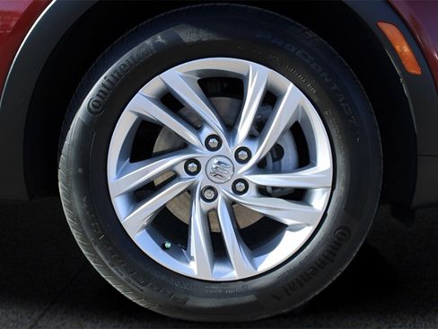 Used 2024 Buick Envista Preferred w/ Convenience II Package image 11