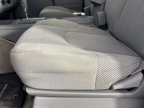 Used 2017 Nissan Frontier SV RWD image 16