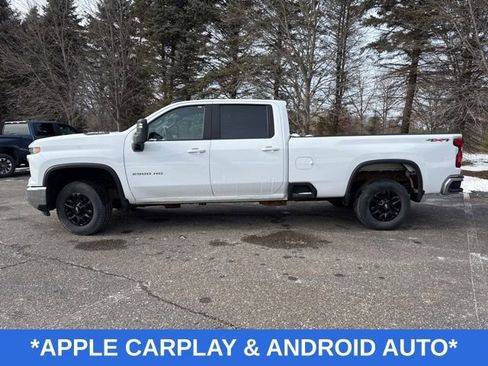 Used 2024 Chevrolet Silverado 2500 LT w/ Convenience Package image 9