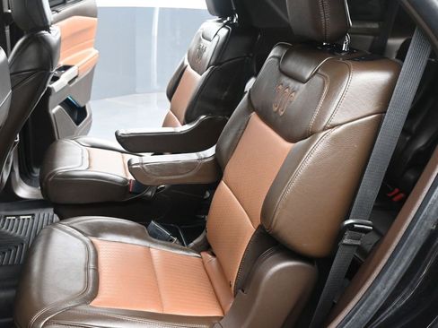 Used 2021 Ford Explorer King Ranch w/ Premium Technology Package image 14