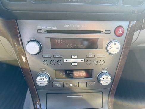 Used 2008 Subaru Outback 2.5i Limited image 11