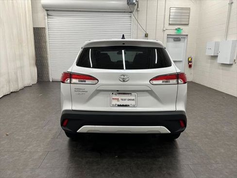 Certified 2022 Toyota Corolla Cross L FWD image 7