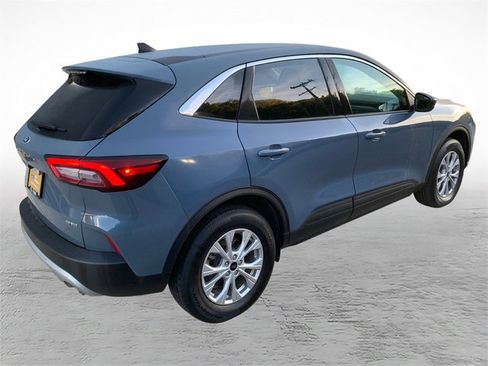 Certified 2024 Ford Escape Active AWD/4WD image 2