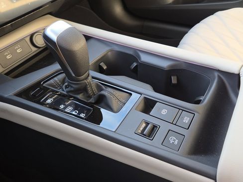 New 2026 Nissan Sentra SL w/ Floor Mat Package image 23