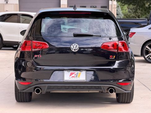 Used 2017 Volkswagen GTI SE FWD image 8