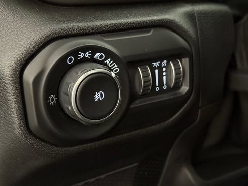 Used 2021 Jeep Wrangler Unlimited Sport image 15