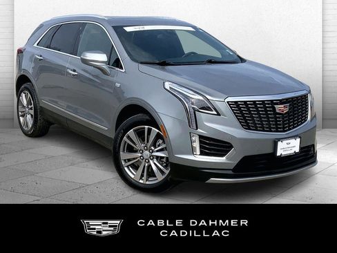 Certified 2025 Cadillac XT5 Premium Luxury image 1
