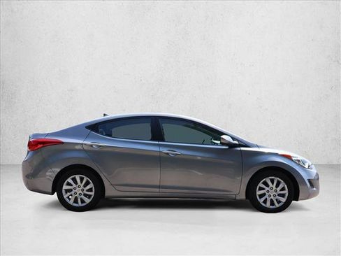 Used 2013 Hyundai Elantra GLS FWD image 4