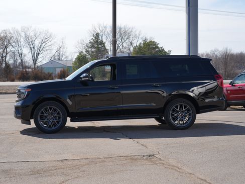 New 2026 Ford Expedition Max Platinum w/ Stealth Appearance Package AWD/4WD image 7
