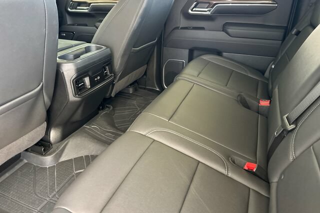 Used 2024 Chevrolet Silverado 1500 RST w/ Rally Edition AWD/4WD image 9
