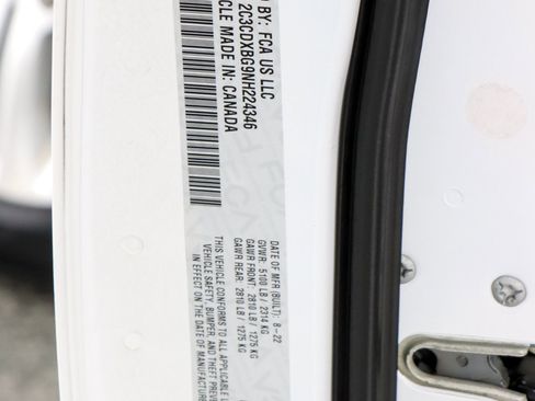 Used 2022 Dodge Charger SXT image 30