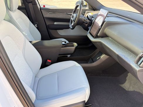 New 2026 Volvo EX30 Ultra w/ Climate Package AWD/4WD image 28