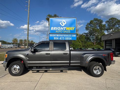 Used 2017 Ford F350 XL w/ STX Appearance Package AWD/4WD image 2