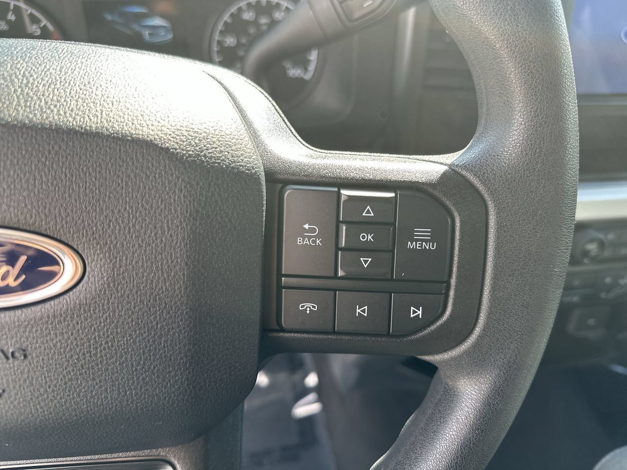 Used 2025 Ford F350 XLT w/ Tremor Off-Road Package AWD/4WD image 7