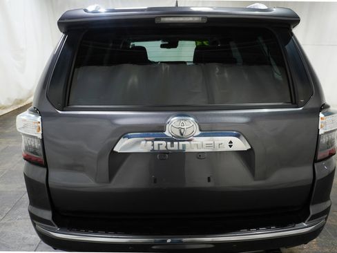 Used 2023 Toyota 4Runner Limited image 4