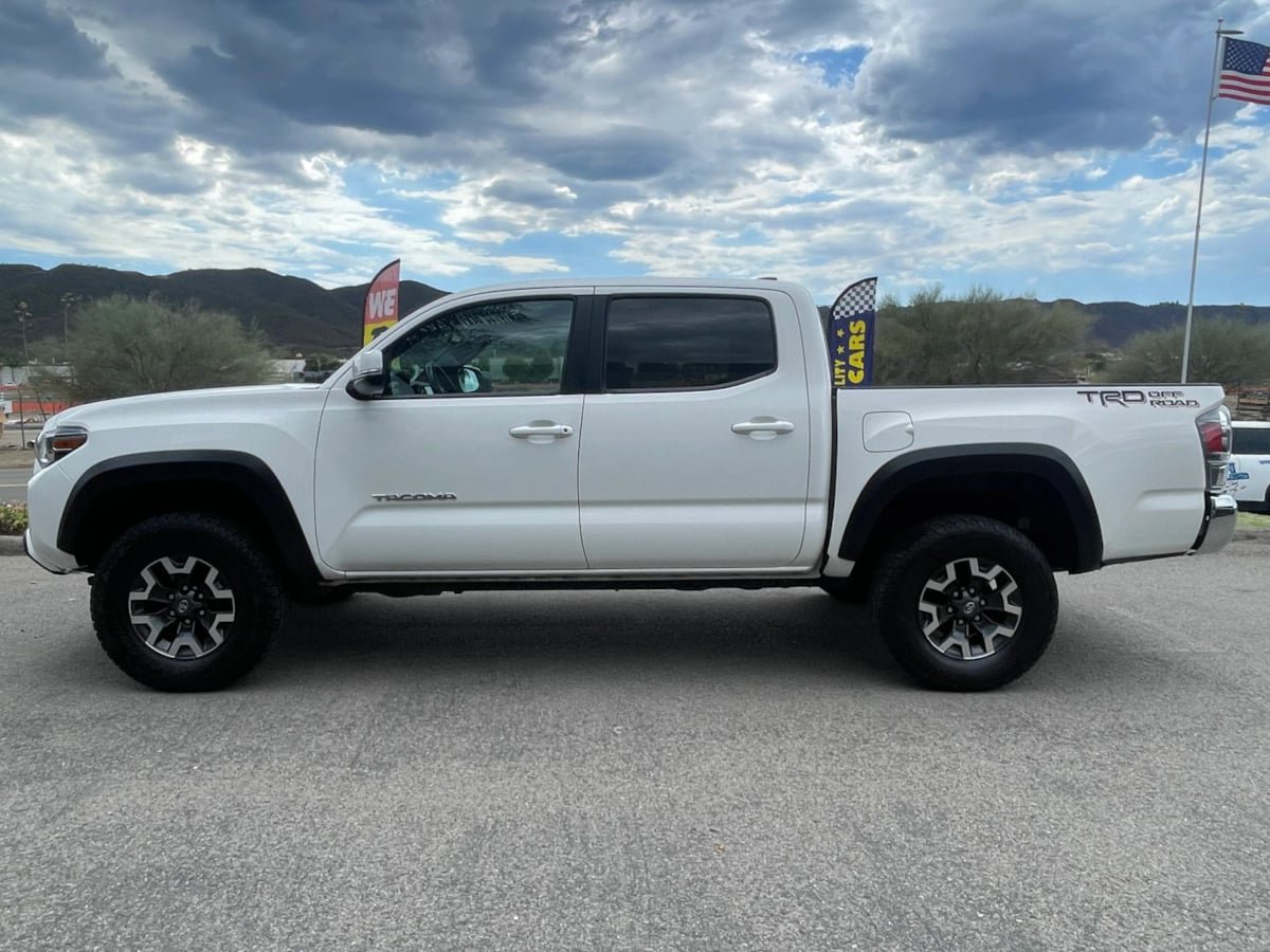 Used 2022 Toyota Tacoma TRD Off-Road RWD image 8