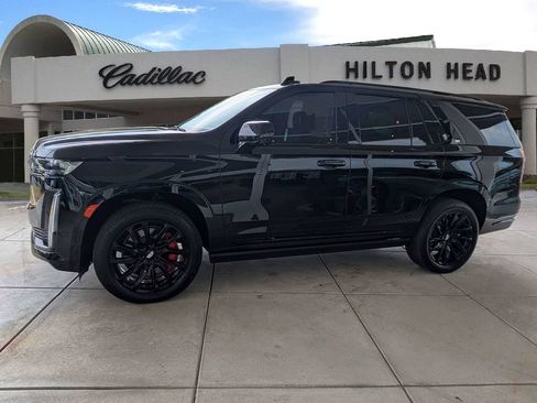 Certified 2023 Cadillac Escalade Sport Platinum w/ LPO, ONYX Package AWD/4WD image 3