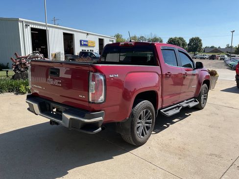 Used 2020 GMC Canyon SLE w/ Elevation Edition image 9