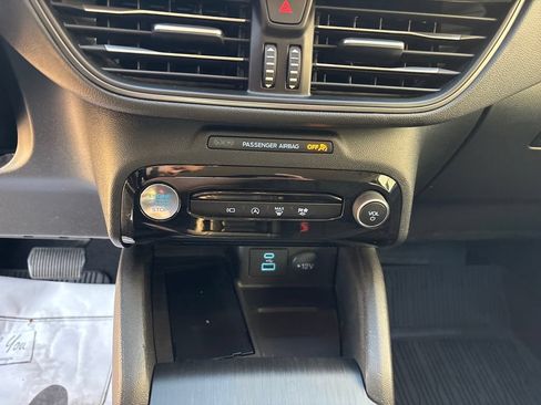 Used 2023 Ford Escape Active w/ Tech Pack #2 AWD/4WD image 22