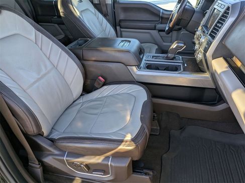 Used 2019 Ford F150 Limited image 21