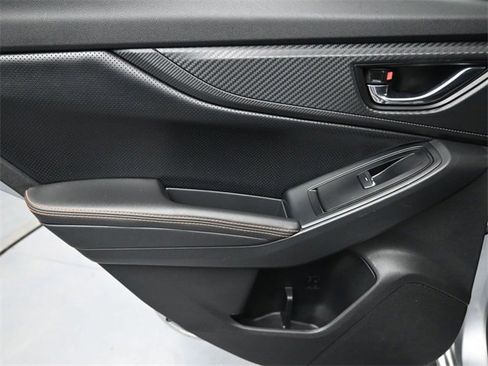 Used 2019 Subaru Crosstrek 2.0i Limited w/ Moonroof Package w/Navigation image 24