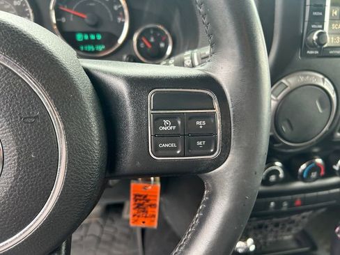 Used 2015 Jeep Wrangler Sport w/ Quick Order Package 24S AWD/4WD image 17