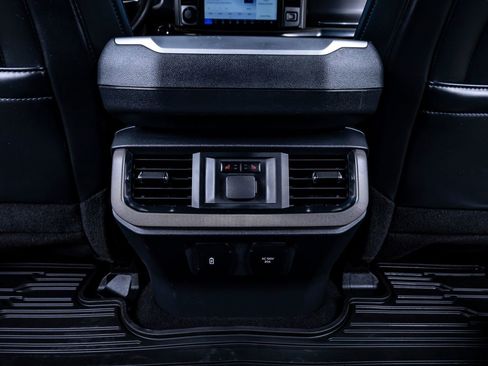Used 2024 Ford F150 Platinum w/ FX4 Off-Road Package AWD/4WD image 33
