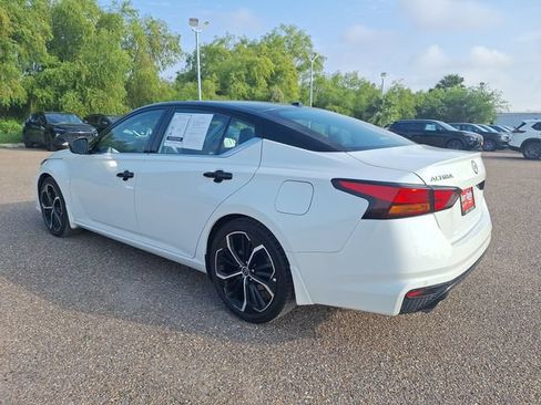 Used 2024 Nissan Altima 2.5 SR FWD image 5