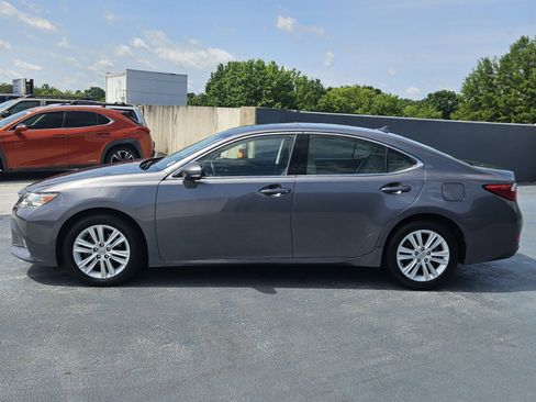 Used 2014 Lexus ES 350 w/ Premium Package FWD image 2