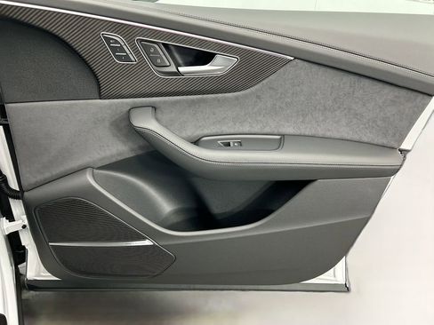 New 2026 Audi RS Q8 performance image 25