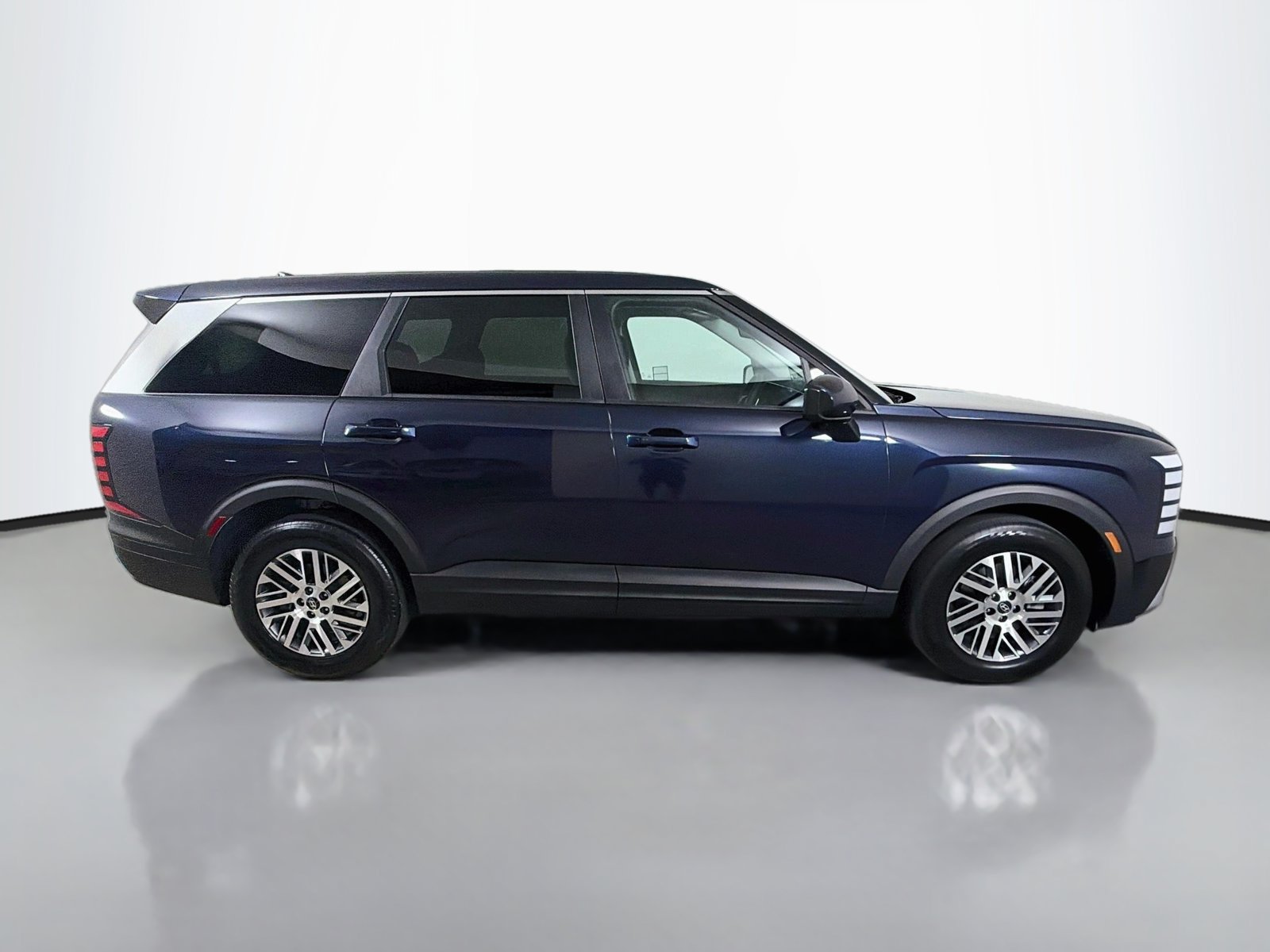Used 2026 Hyundai Palisade SE FWD image 6