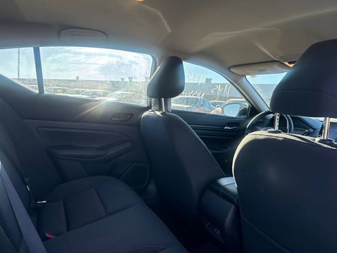 Certified 2025 Nissan Altima 2.5 SV FWD image 22