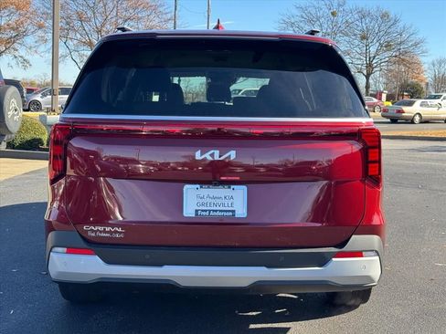 New 2026 Kia Carnival EX image 4