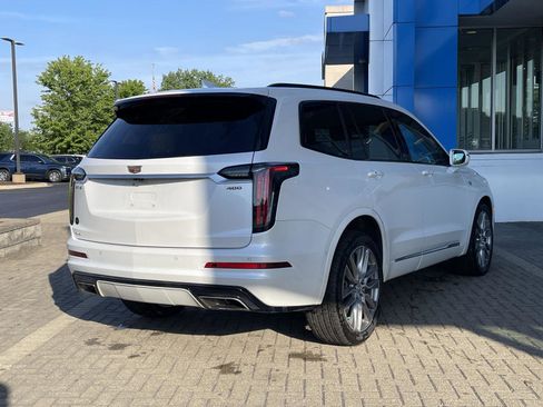 Used 2020 Cadillac XT6 Sport w/ Platinum Package AWD/4WD image 5