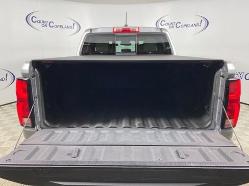 Certified 2024 Chevrolet Colorado ZR2 w/ Technology Package AWD/4WD image 25