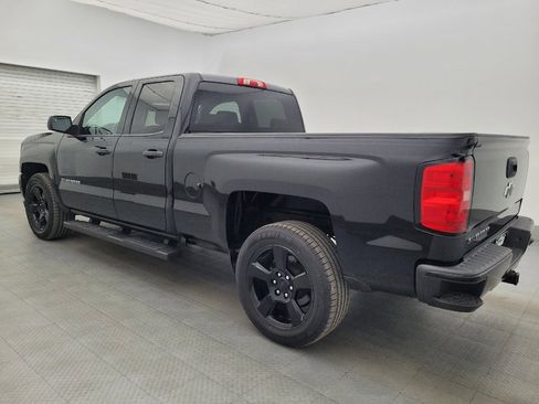 Used 2018 Chevrolet Silverado 1500 Custom w/ Custom Value Package RWD image 3