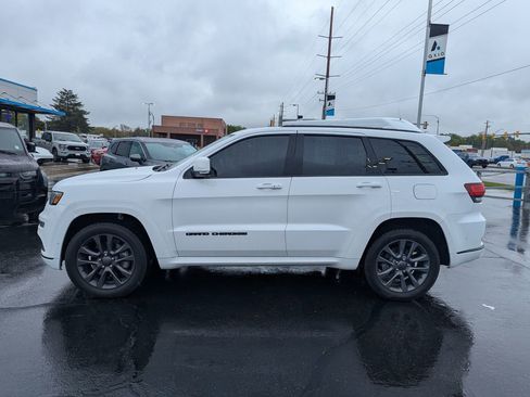 Used 2018 Jeep Grand Cherokee High Altitude AWD/4WD image 8