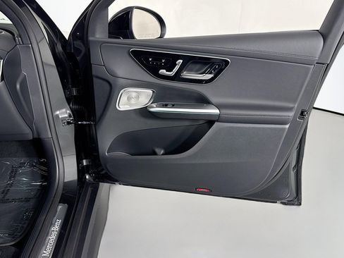 New 2026 Mercedes-Benz GLC 300 4MATIC image 23