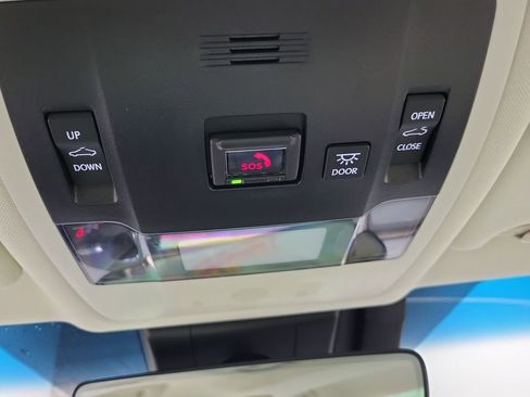 Used 2024 Lexus ES 300h w/ Premium Package FWD image 50