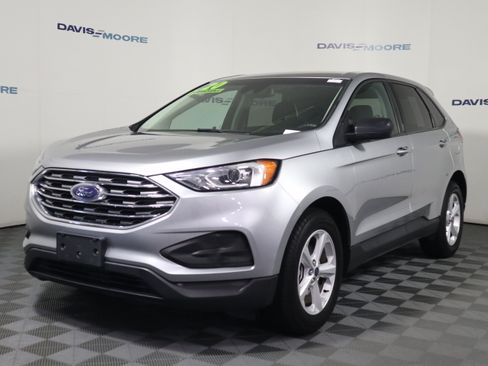 Used 2020 Ford Edge SE FWD image 11