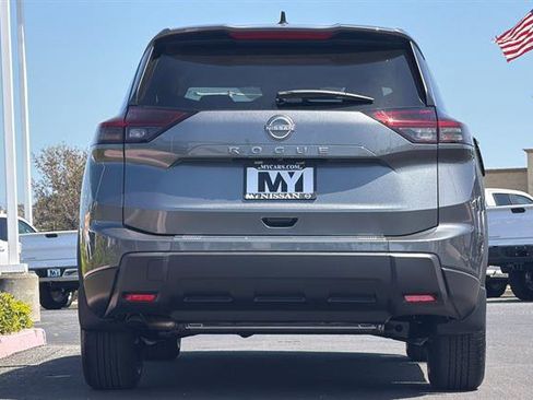 New 2026 Nissan Rogue SV FWD image 5