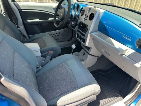 Used 2008 Chrysler PT Cruiser FWD image 9