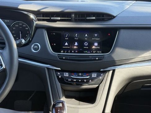 Used 2025 Cadillac XT5 Premium Luxury image 23