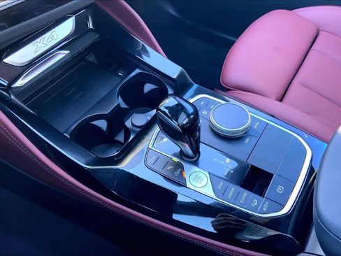 Certified 2025 BMW X4 xDrive30i w/ Premium Package image 16